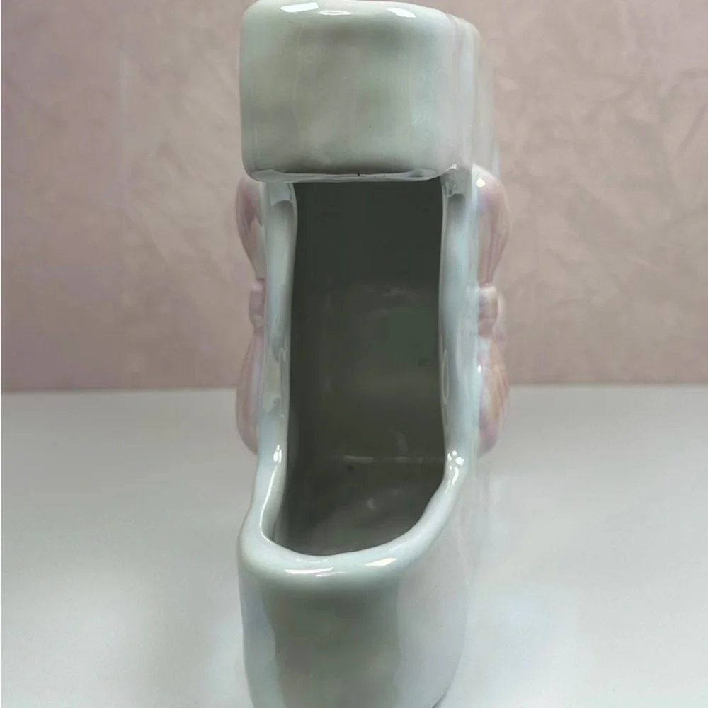 Iridescent Bow Bag Style Vase